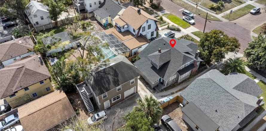 Villa ou maison à Orlando, Floride 6 chambres, 297.47 m2 № 1510228