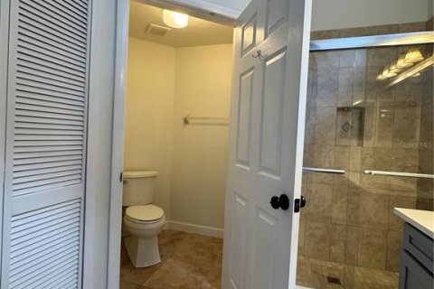 House in Winter Park, Florida 4 bedrooms, 148.46 sq.m. № 1916377 - photo 18