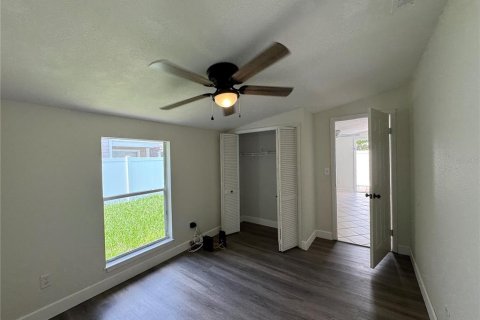 House in Winter Park, Florida 4 bedrooms, 148.46 sq.m. № 1916377 - photo 14