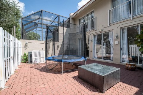 Townhouse in Doral, Florida 3 bedrooms, 176.33 sq.m. № 1854945 - photo 20