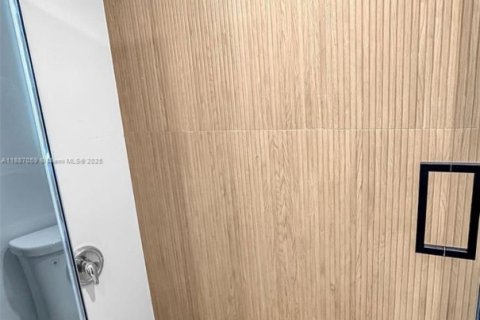 Copropriété à vendre à Sunny Isles Beach, Floride: 33.44 m2 № 1981834 - photo 9