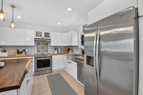 Villa ou maison à vendre à Boca Raton, Floride: 5 chambres, 314.66 m2 № 2422925 - photo 27