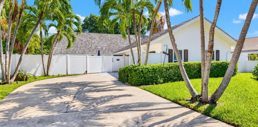 Villa ou maison à Boca Raton, Floride 5 chambres, 314.66 m2 № 2422925