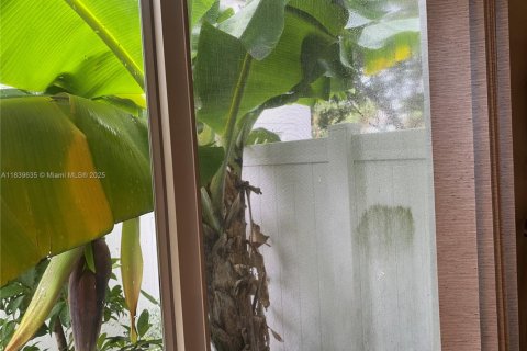 Touwnhouse à vendre à Tamarac, Floride: 3 chambres, 138.98 m2 № 1961848 - photo 27