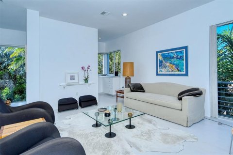 House in Sarasota, Florida 3 bedrooms, 328.04 sq.m. № 252485 - photo 26