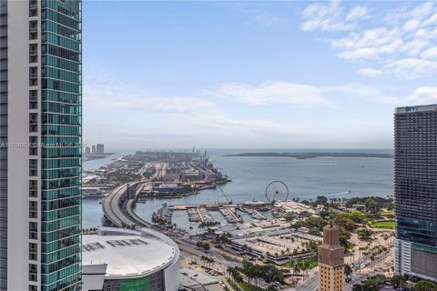 Copropriété à vendre à Miami, Floride: 2 chambres, 143.72 m2 № 1707976 - photo 19