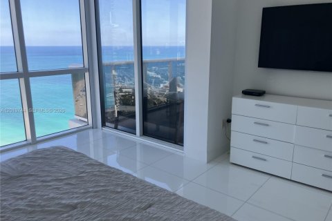 Condominio en alquiler en Sunny Isles Beach, Florida, 2 dormitorios, 145.86 m2 № 2073584 - foto 20