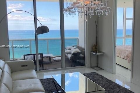 Condominio en alquiler en Sunny Isles Beach, Florida, 2 dormitorios, 145.86 m2 № 2073584 - foto 7