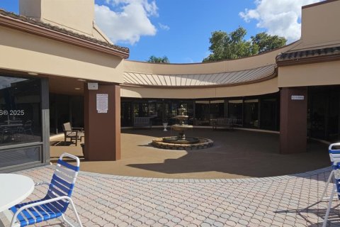 Condo in Sunrise, Florida, 2 bedrooms  № 1959821 - photo 19