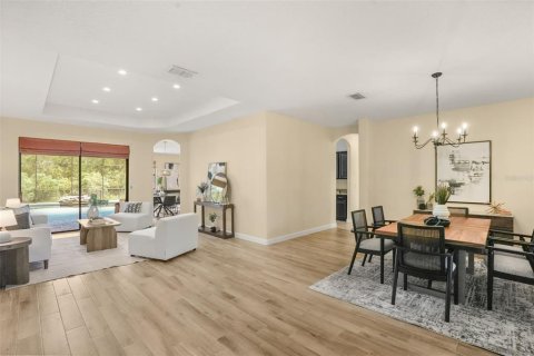 Casa en venta en Kissimmee, Florida, 5 dormitorios, 273.13 m2 № 2385754 - foto 8
