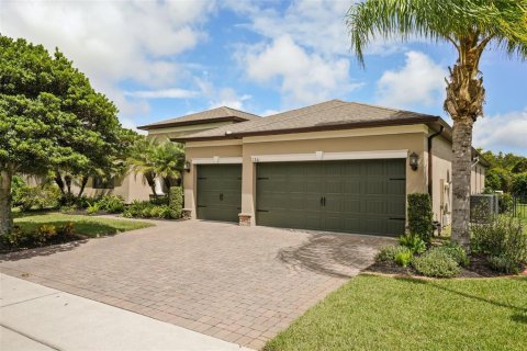 Casa en venta en Kissimmee, Florida, 5 dormitorios, 273.13 m2 № 2385754 - foto 2