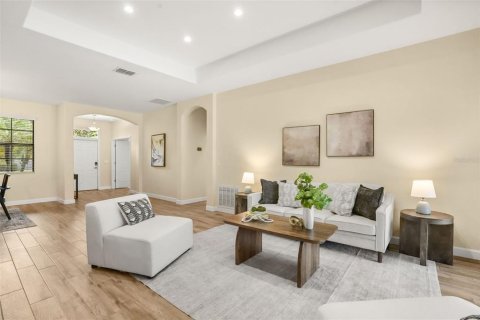 Casa en venta en Kissimmee, Florida, 5 dormitorios, 273.13 m2 № 2385754 - foto 6