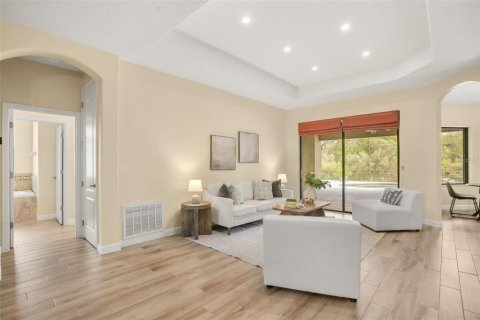 Casa en venta en Kissimmee, Florida, 5 dormitorios, 273.13 m2 № 2385754 - foto 5