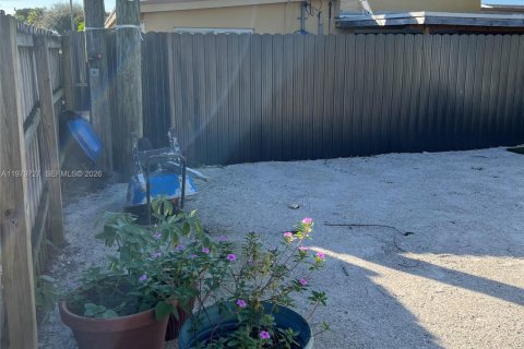 Купить виллу или дом в Помпано-Бич, Флорида 2 спальни, 122.26м2, № 2043633 - фото 13