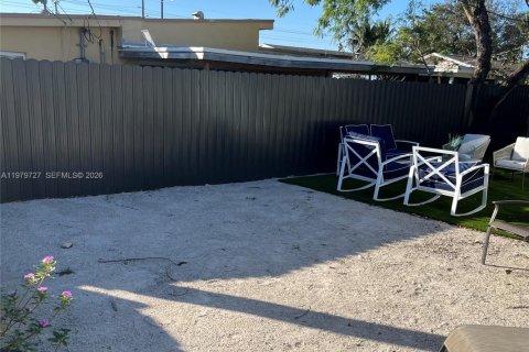 Купить виллу или дом в Помпано-Бич, Флорида 2 спальни, 122.26м2, № 2043633 - фото 14