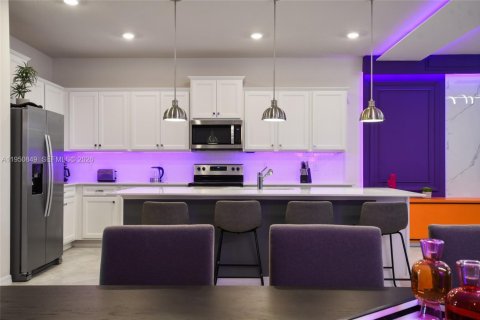 Купить виллу или дом в Клермон, Флорида 14 комнат, 374.77м2, № 2010130 - фото 21