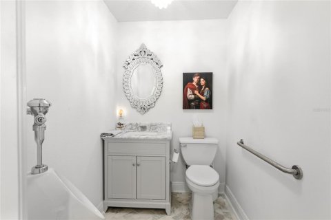 Villa ou maison à vendre à Sarasota, Floride: 4 chambres, 303.7 m2 № 2399447 - photo 23