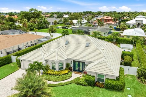 Villa ou maison à vendre à Sarasota, Floride: 4 chambres, 303.7 m2 № 2399447 - photo 5