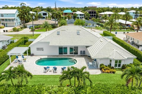 Villa ou maison à vendre à Sarasota, Floride: 4 chambres, 303.7 m2 № 2399447 - photo 3
