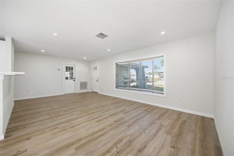 Villa ou maison à vendre à Hudson, Floride: 3 chambres, 130.06 m2 № 2418809 - photo 5