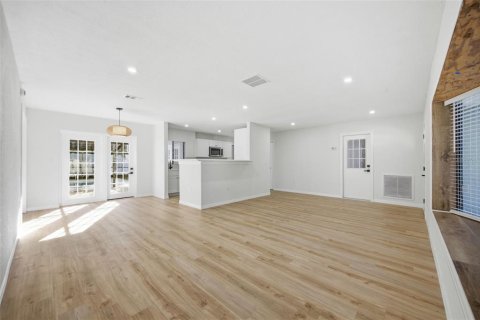 Villa ou maison à vendre à Hudson, Floride: 3 chambres, 130.06 m2 № 2418809 - photo 4