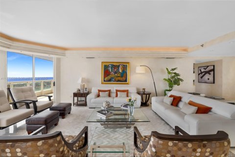 Condominio en venta en Aventura, Florida, 3 dormitorios, 245.26 m2 № 1865468 - foto 8