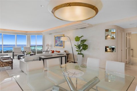 Condominio en venta en Aventura, Florida, 3 dormitorios, 245.26 m2 № 1865468 - foto 16