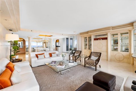 Condominio en venta en Aventura, Florida, 3 dormitorios, 245.26 m2 № 1865468 - foto 11