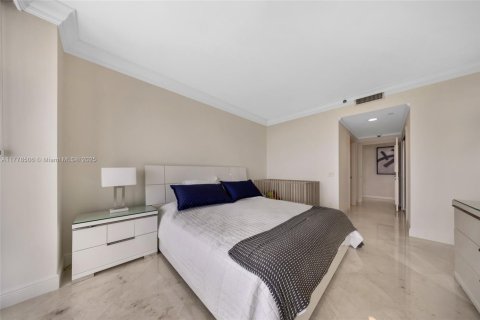 Condominio en venta en Aventura, Florida, 3 dormitorios, 245.26 m2 № 1865468 - foto 19