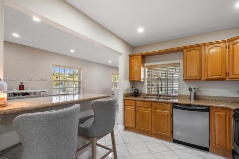 Купить виллу или дом в Майами, Флорида 3 спальни, 160.91м2, № 2026304 - фото 13