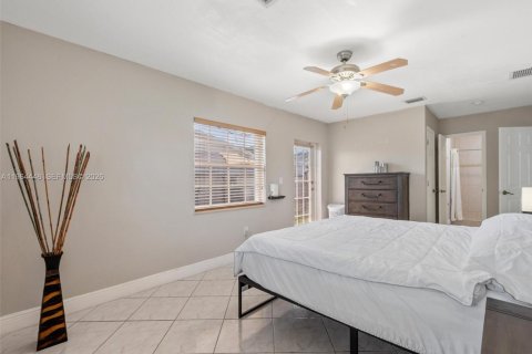 Купить виллу или дом в Майами, Флорида 3 спальни, 160.91м2, № 2026304 - фото 27