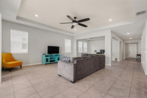 Casa en venta en Ruskin, Florida, 4 dormitorios, 261.98 m2 № 2151952 - foto 3