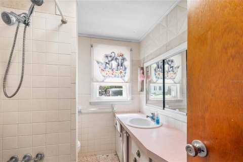 Villa ou maison à vendre à Largo, Floride: 2 chambres, 113.71 m2 № 2358800 - photo 27