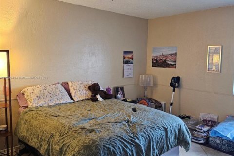 Condominio en venta en Oakland Park, Florida, 2 dormitorios, 85.47 m2 № 1967439 - foto 13