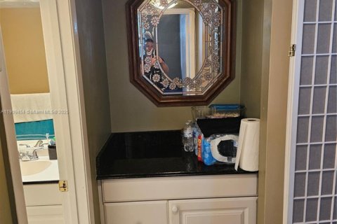 Condominio en venta en Oakland Park, Florida, 2 dormitorios, 85.47 m2 № 1967439 - foto 6