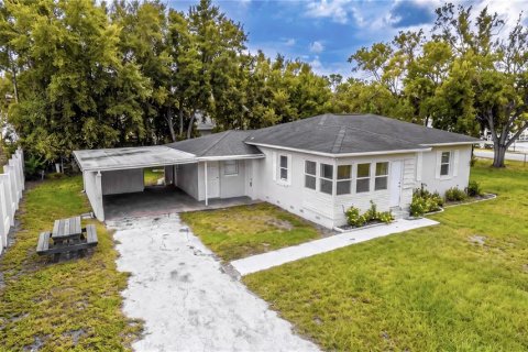 Villa ou maison à vendre à Tampa, Floride: 3 chambres, 123.75 m2 № 2390898 - photo 28