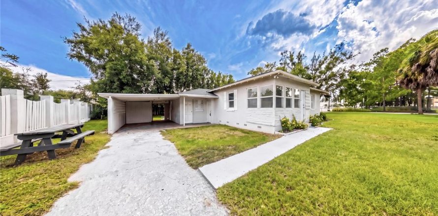 Villa ou maison à Tampa, Floride 3 chambres, 123.75 m2 № 2390898