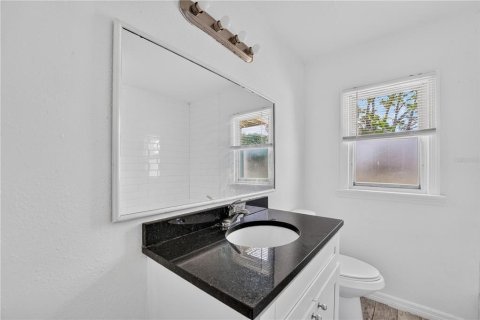 Villa ou maison à vendre à Tampa, Floride: 3 chambres, 123.75 m2 № 2390898 - photo 16
