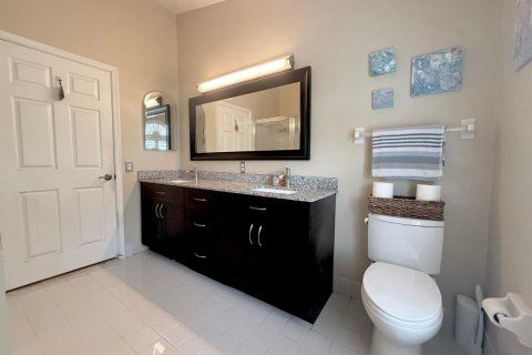 House in Coral Springs, Florida 3 bedrooms, 202.34 sq.m. № 2173823 - photo 10