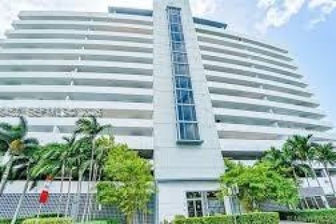 Condo in Miami, Florida, 2 bedrooms  № 2068125