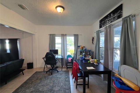 Villa ou maison à vendre à Saint Petersburg, Floride: 4 chambres, 134.52 m2 № 2400059 - photo 7