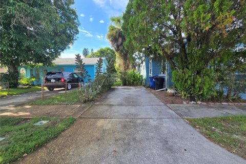 Villa ou maison à vendre à Saint Petersburg, Floride: 4 chambres, 134.52 m2 № 2400059 - photo 3
