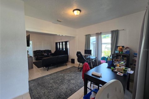 Villa ou maison à vendre à Saint Petersburg, Floride: 4 chambres, 134.52 m2 № 2400059 - photo 6