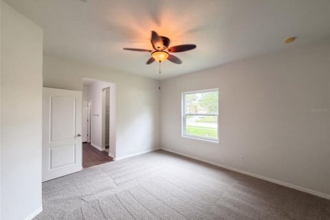 House in Haines City, Florida 4 bedrooms, 174.19 sq.m. № 2403684 - photo 4