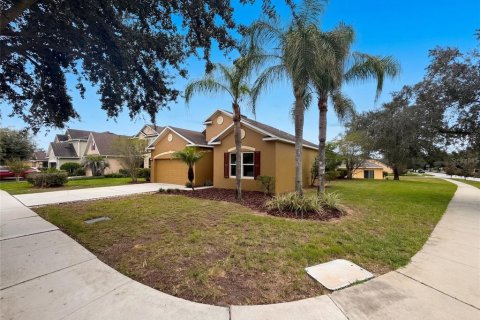 House in Haines City, Florida 4 bedrooms, 174.19 sq.m. № 2403684 - photo 17