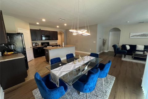 Villa ou maison à vendre à Davenport, Floride: 4 chambres, 171.96 m2 № 2320792 - photo 9