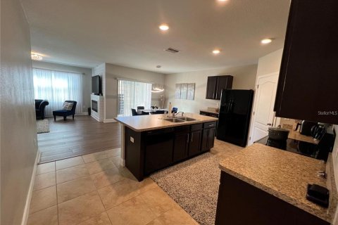 Villa ou maison à vendre à Davenport, Floride: 4 chambres, 171.96 m2 № 2320792 - photo 6