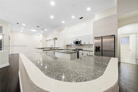 Casa en alquiler en Weston, Florida, 5 dormitorios, 267 m2 № 2054324 - foto 17