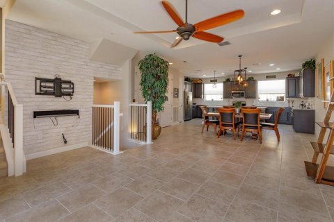 Touwnhouse à vendre à Lake Mary, Floride: 3 chambres, 203.18 m2 № 1902741 - photo 18