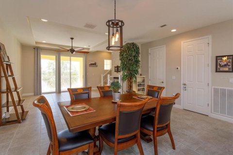 Touwnhouse à vendre à Lake Mary, Floride: 3 chambres, 203.18 m2 № 1902741 - photo 3